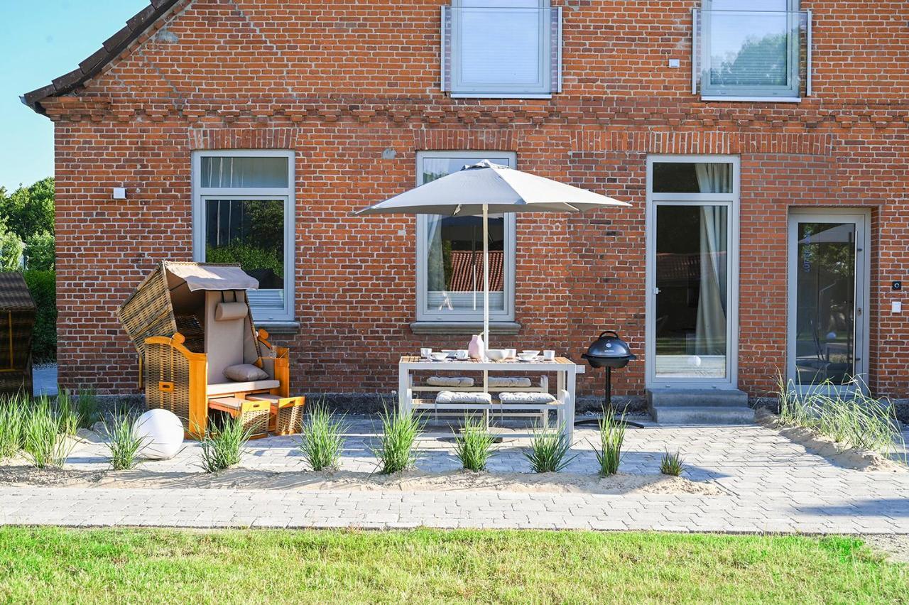 Op'N Diek Fehmarn Exterior photo