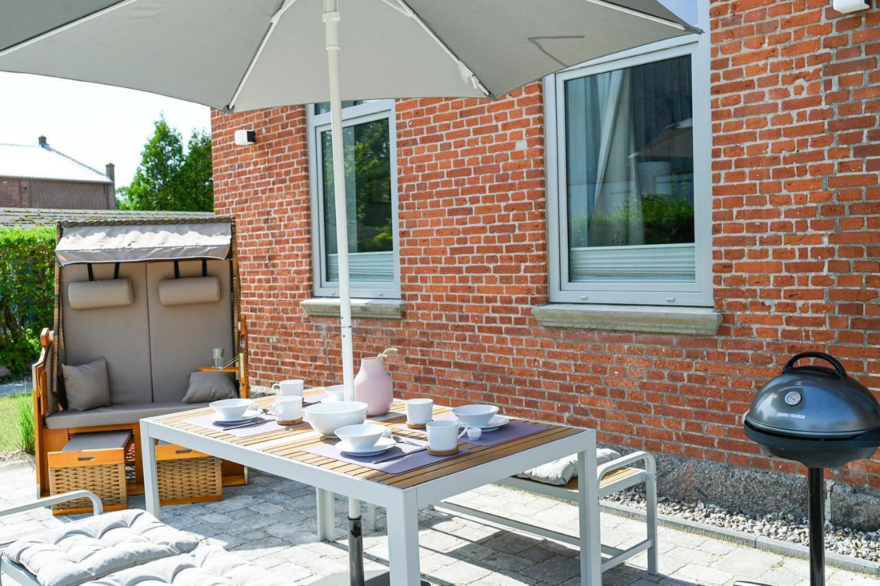 Op'N Diek Fehmarn Exterior photo