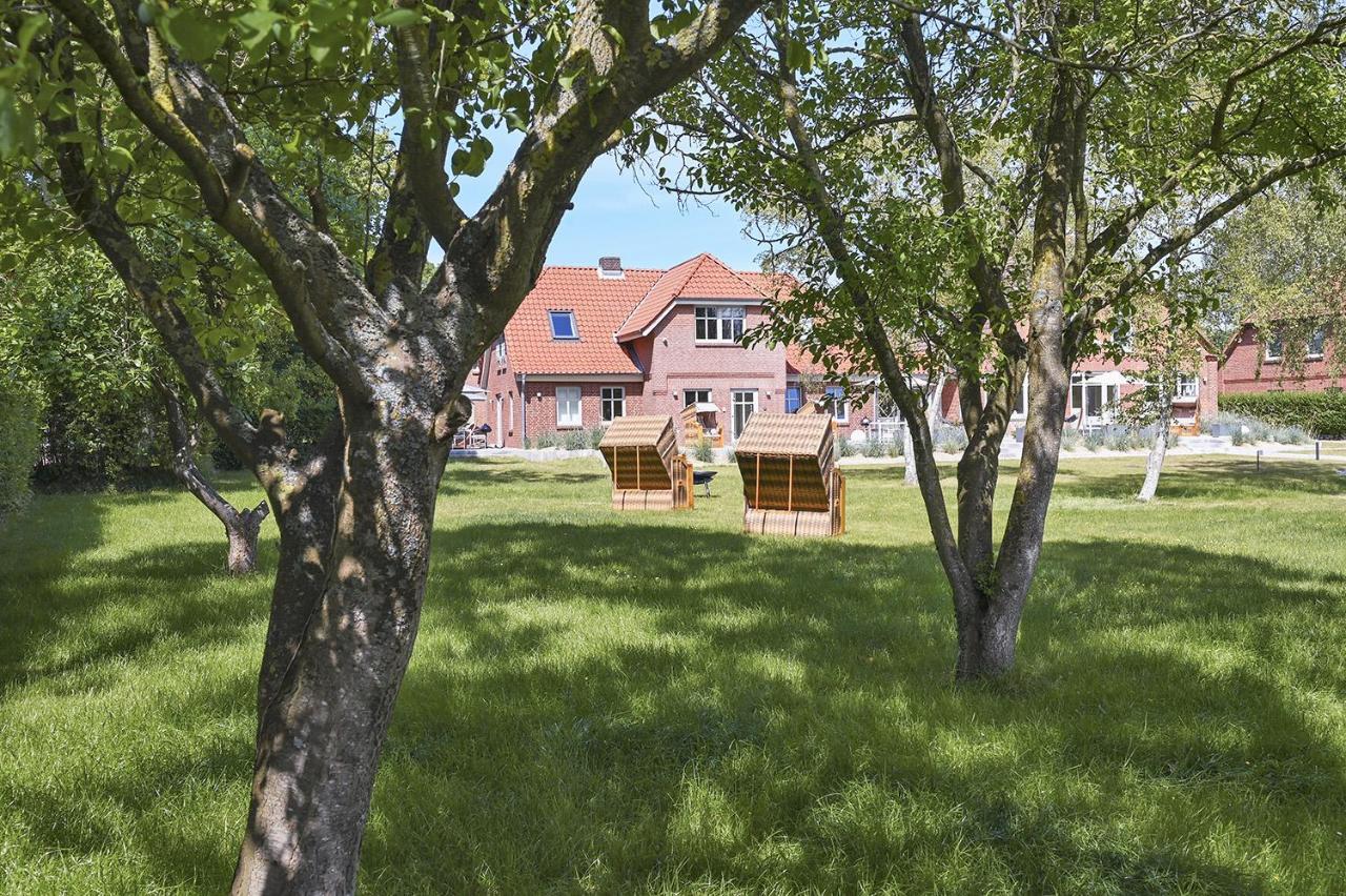 Op'N Diek Fehmarn Exterior photo