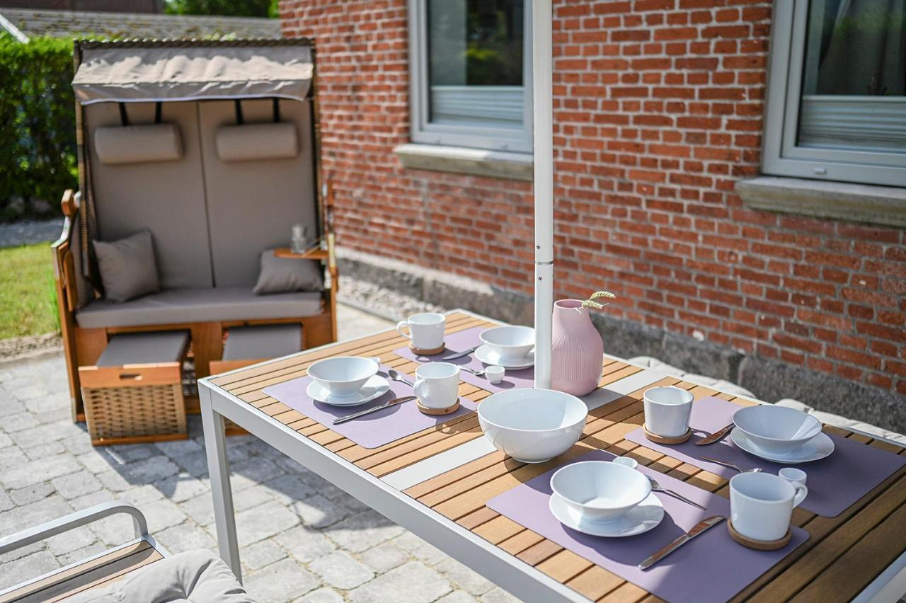Op'N Diek Fehmarn Exterior photo